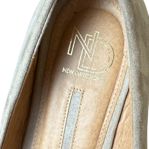New Directions Tan Suede Studded Hutch Ballet Flats Size 6.5 Casual Neutral Work - Picture 10 of 10